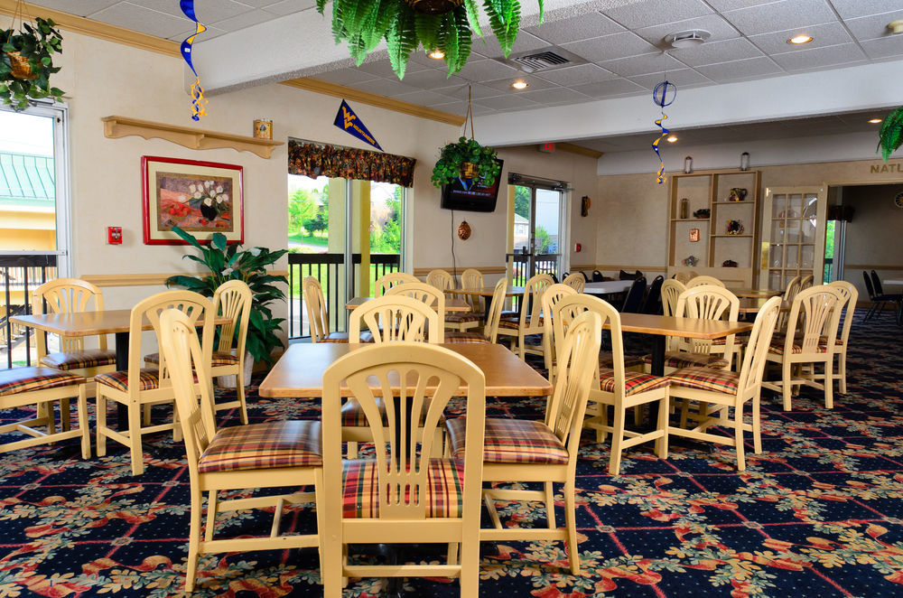 Hotel M - Wvu Area 3*