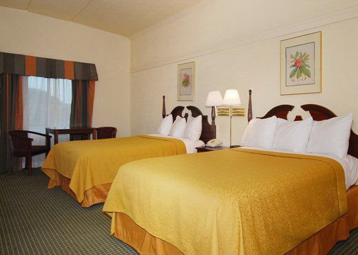 Hotel M - Wvu Area 3*